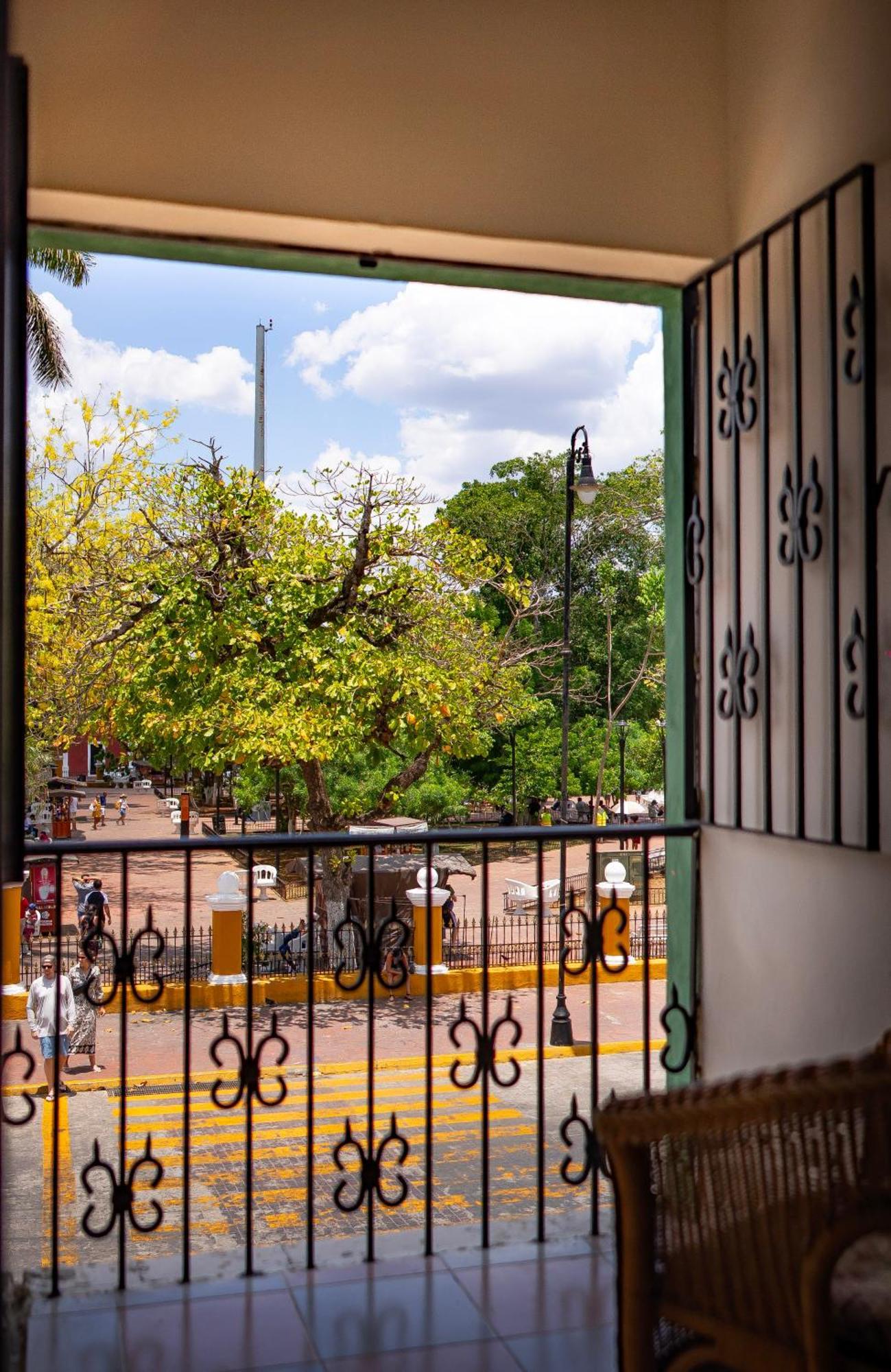 Hotel Maria De La Luz วัลลาโดลิด ภายนอก รูปภาพ