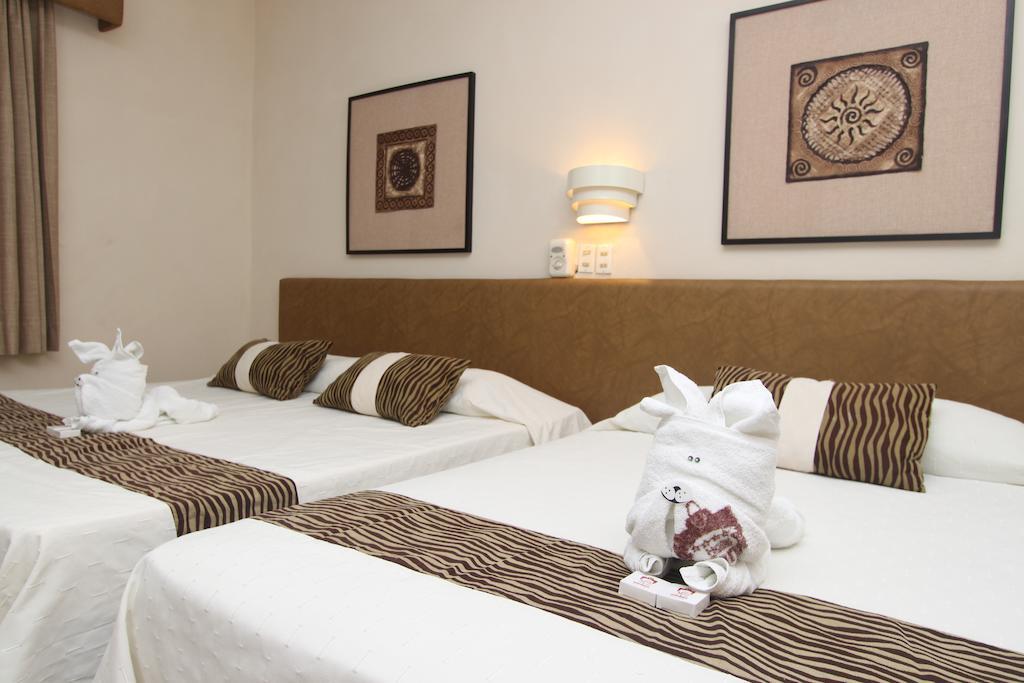 Hotel Maria De La Luz วัลลาโดลิด ภายนอก รูปภาพ